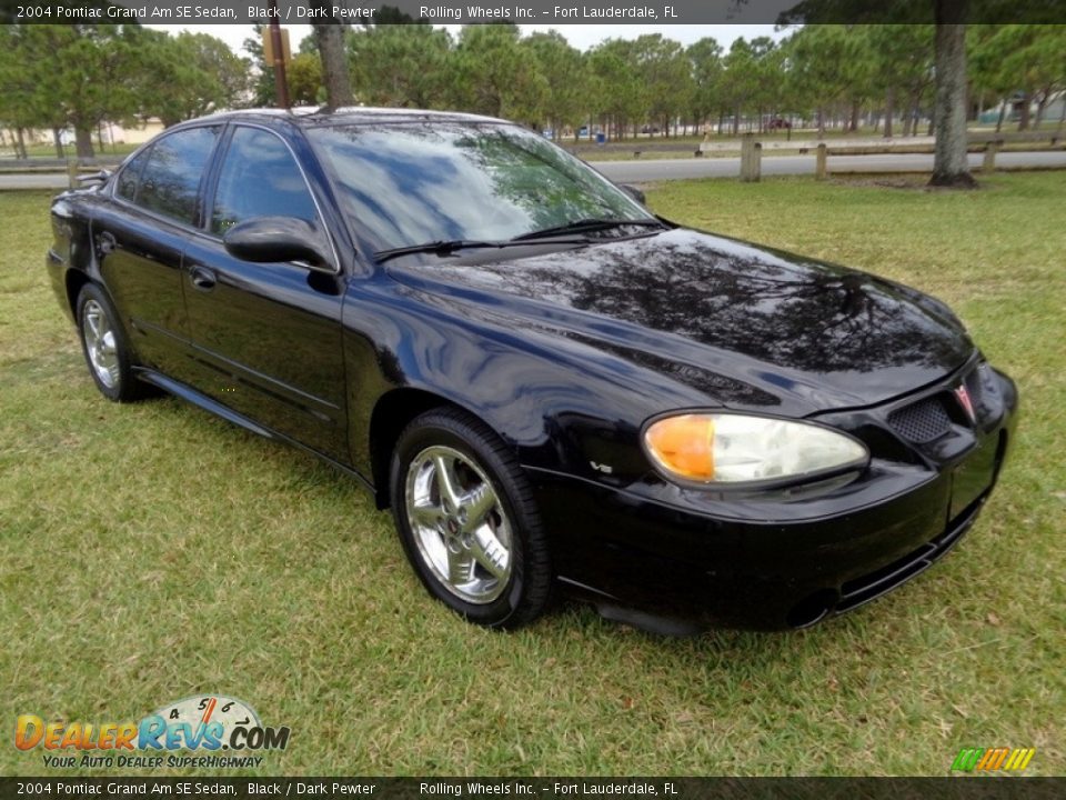 2004 Pontiac Grand Am SE Sedan Black / Dark Pewter Photo #1