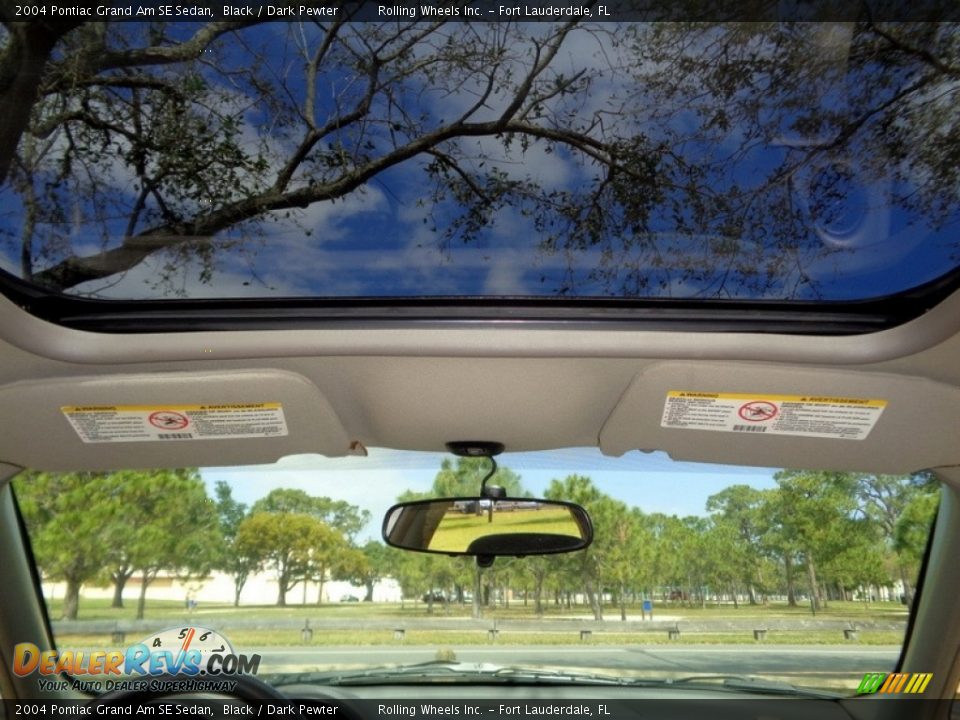 2004 Pontiac Grand Am SE Sedan Black / Dark Pewter Photo #2