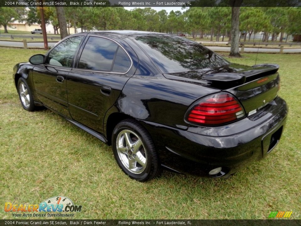 2004 Pontiac Grand Am SE Sedan Black / Dark Pewter Photo #9