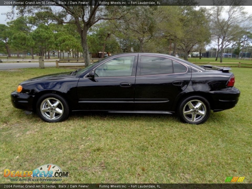 2004 Pontiac Grand Am SE Sedan Black / Dark Pewter Photo #11