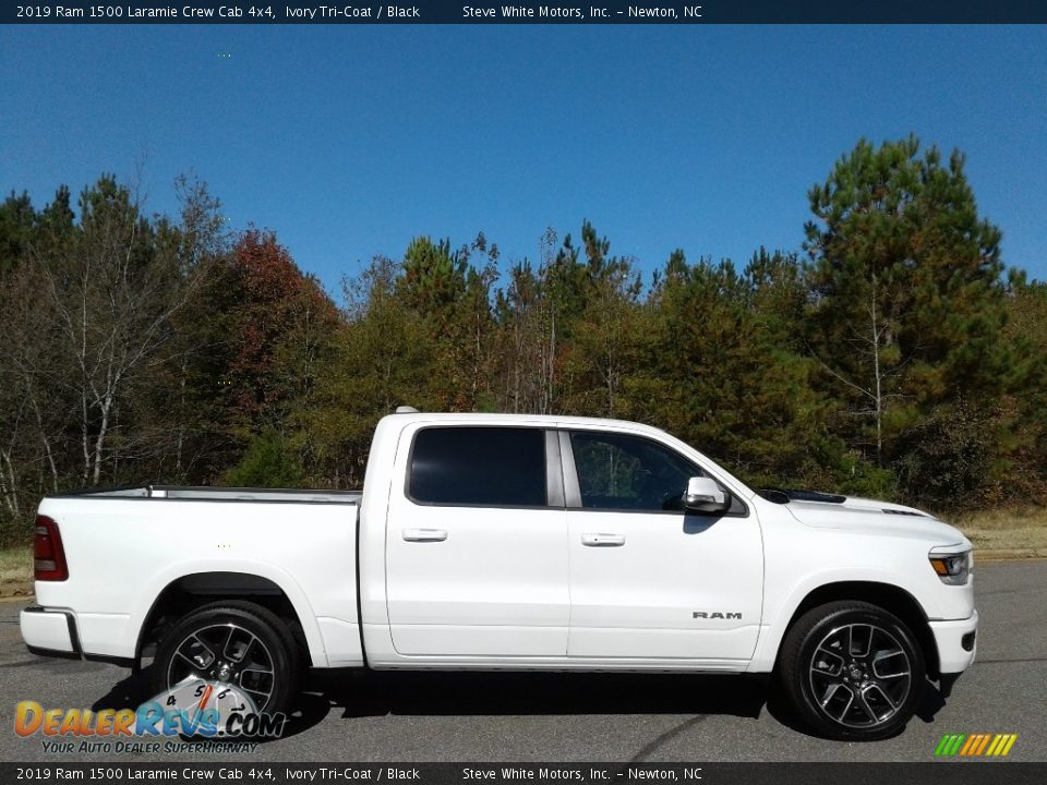 2019 Ram 1500 Laramie Crew Cab 4x4 Ivory Tri–Coat / Black Photo #5