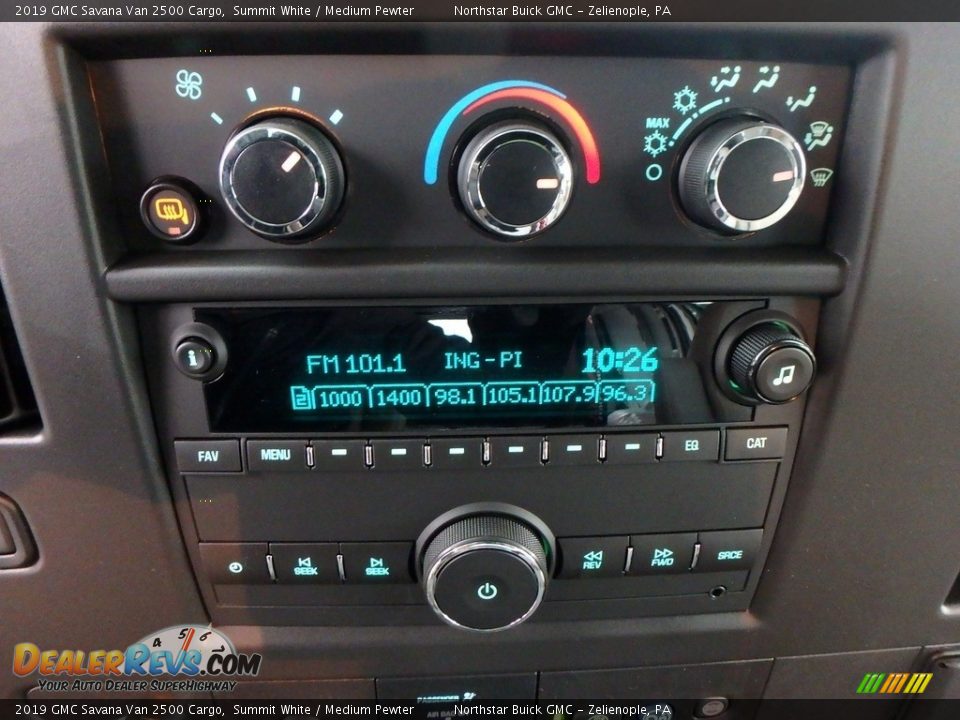 Controls of 2019 GMC Savana Van 2500 Cargo Photo #20