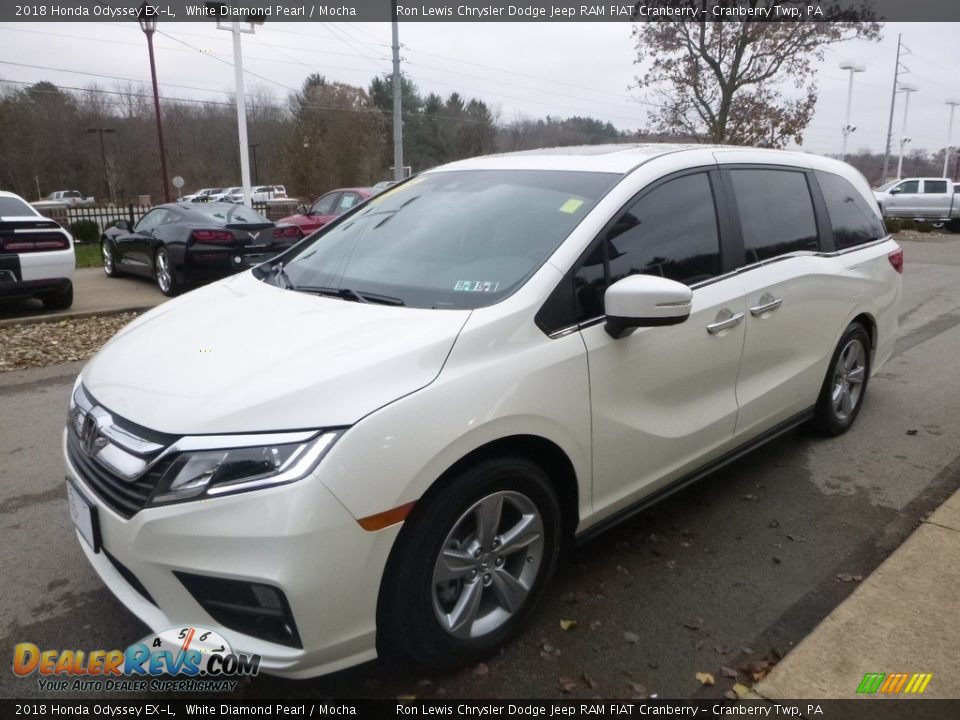 2018 Honda Odyssey EX-L White Diamond Pearl / Mocha Photo #5