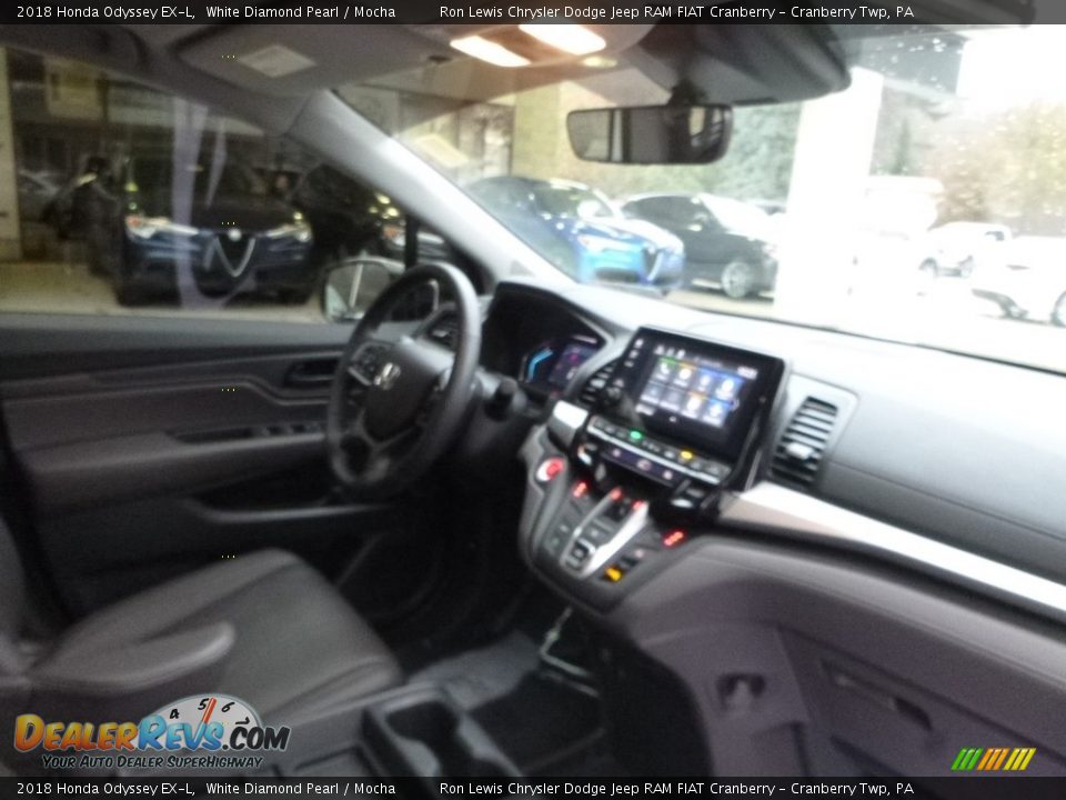 2018 Honda Odyssey EX-L White Diamond Pearl / Mocha Photo #12