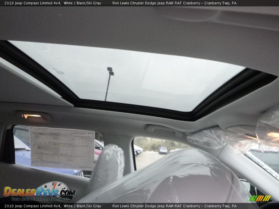 2019 Jeep Compass Limited 4x4 White / Black/Ski Gray Photo #12