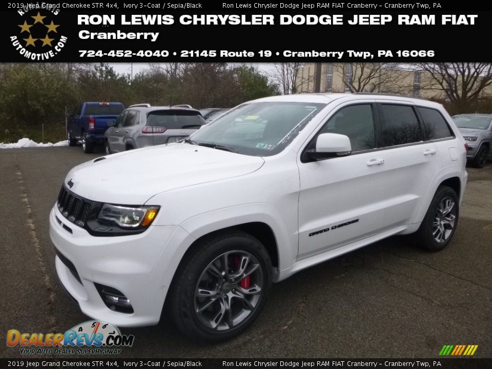 2019 Jeep Grand Cherokee STR 4x4 Ivory 3-Coat / Sepia/Black Photo #1