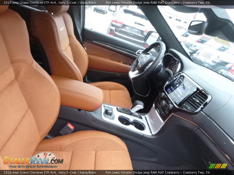 Front Seat of 2019 Jeep Grand Cherokee STR 4x4 Photo #11
