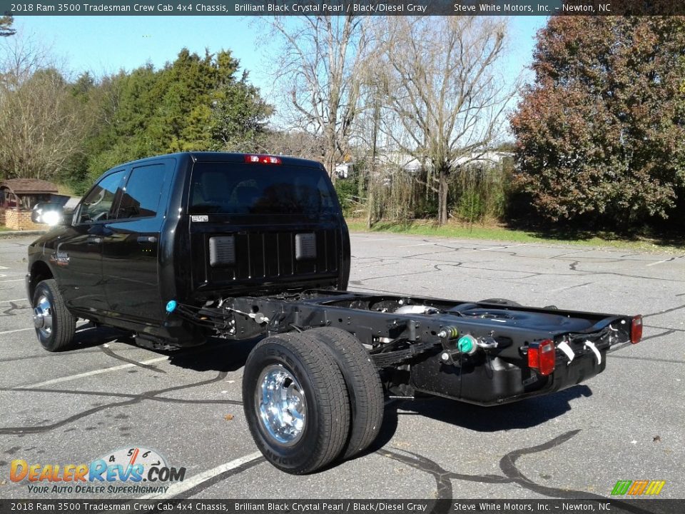 2018 Ram 3500 Tradesman Crew Cab 4x4 Chassis Brilliant Black Crystal Pearl / Black/Diesel Gray Photo #8