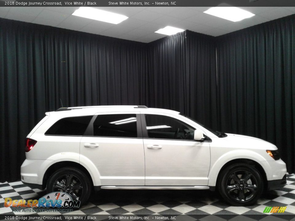 2018 Dodge Journey Crossroad Vice White / Black Photo #5