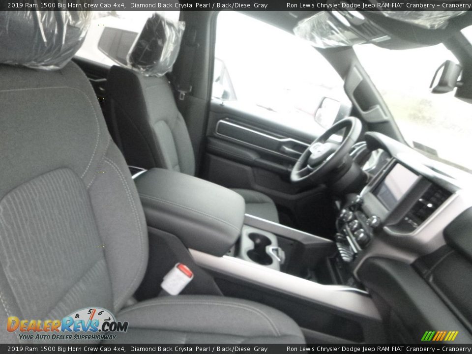 2019 Ram 1500 Big Horn Crew Cab 4x4 Diamond Black Crystal Pearl / Black/Diesel Gray Photo #9