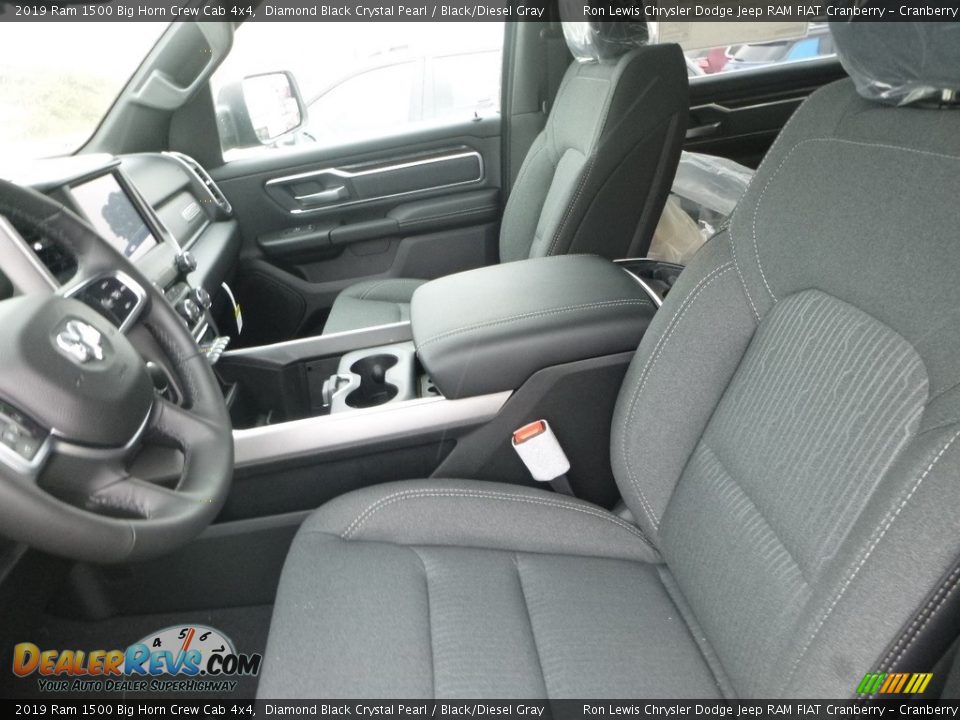 2019 Ram 1500 Big Horn Crew Cab 4x4 Diamond Black Crystal Pearl / Black/Diesel Gray Photo #15