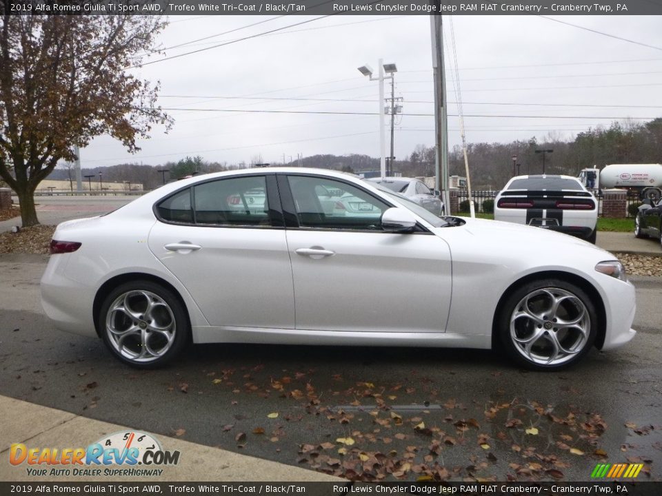 2019 Alfa Romeo Giulia Ti Sport AWD Trofeo White Tri-Coat / Black/Tan Photo #9