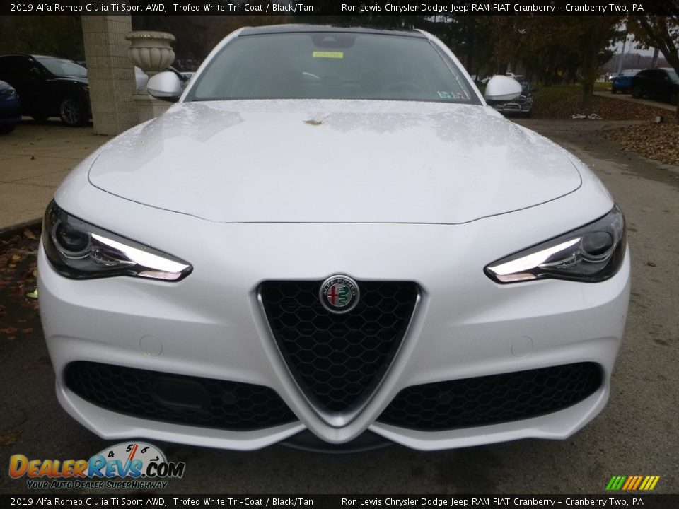 2019 Alfa Romeo Giulia Ti Sport AWD Trofeo White Tri-Coat / Black/Tan Photo #12