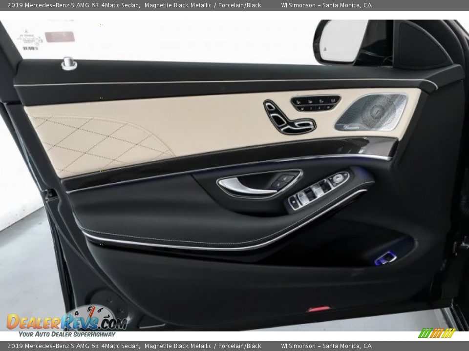 Door Panel of 2019 Mercedes-Benz S AMG 63 4Matic Sedan Photo #26
