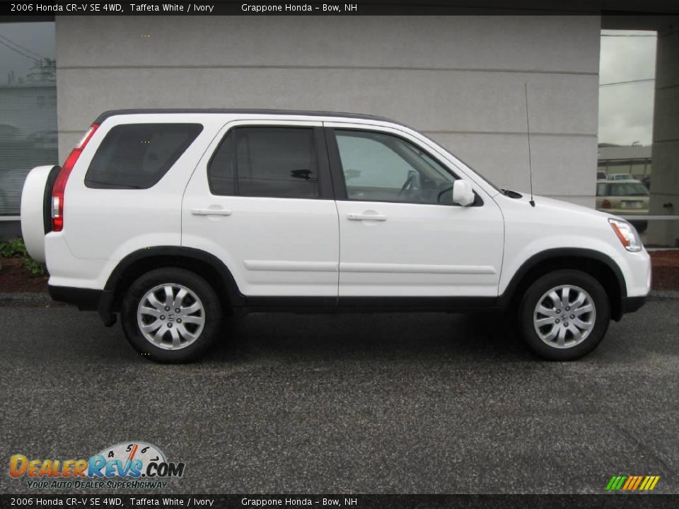 2006 Honda CR-V SE 4WD Taffeta White / Ivory Photo #2