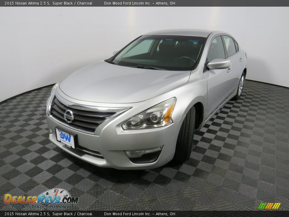 2015 Nissan Altima 2.5 S Super Black / Charcoal Photo #9