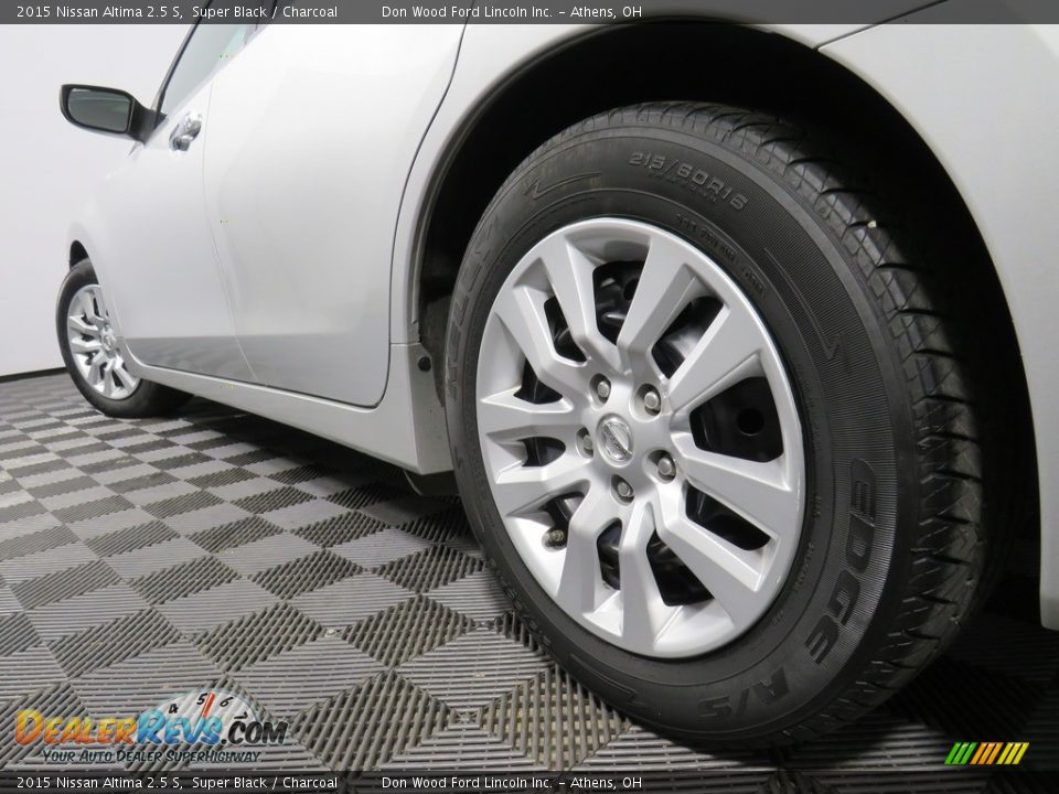 2015 Nissan Altima 2.5 S Super Black / Charcoal Photo #11