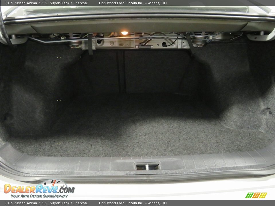 2015 Nissan Altima 2.5 S Super Black / Charcoal Photo #15