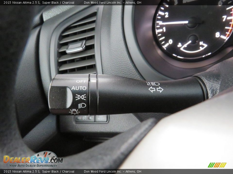 2015 Nissan Altima 2.5 S Super Black / Charcoal Photo #34