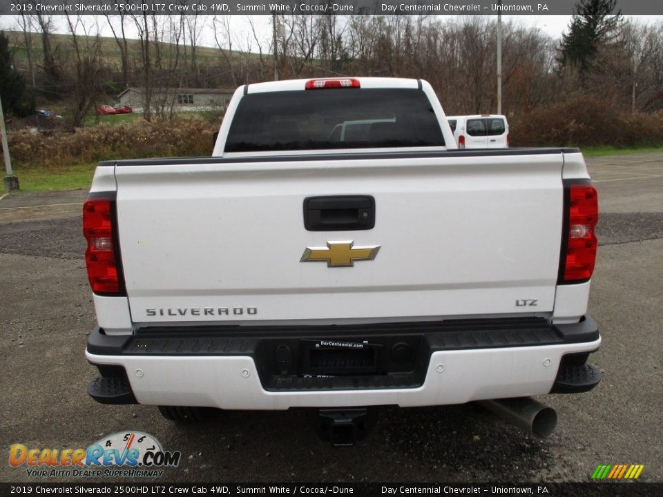 2019 Chevrolet Silverado 2500HD LTZ Crew Cab 4WD Summit White / Cocoa/­Dune Photo #4