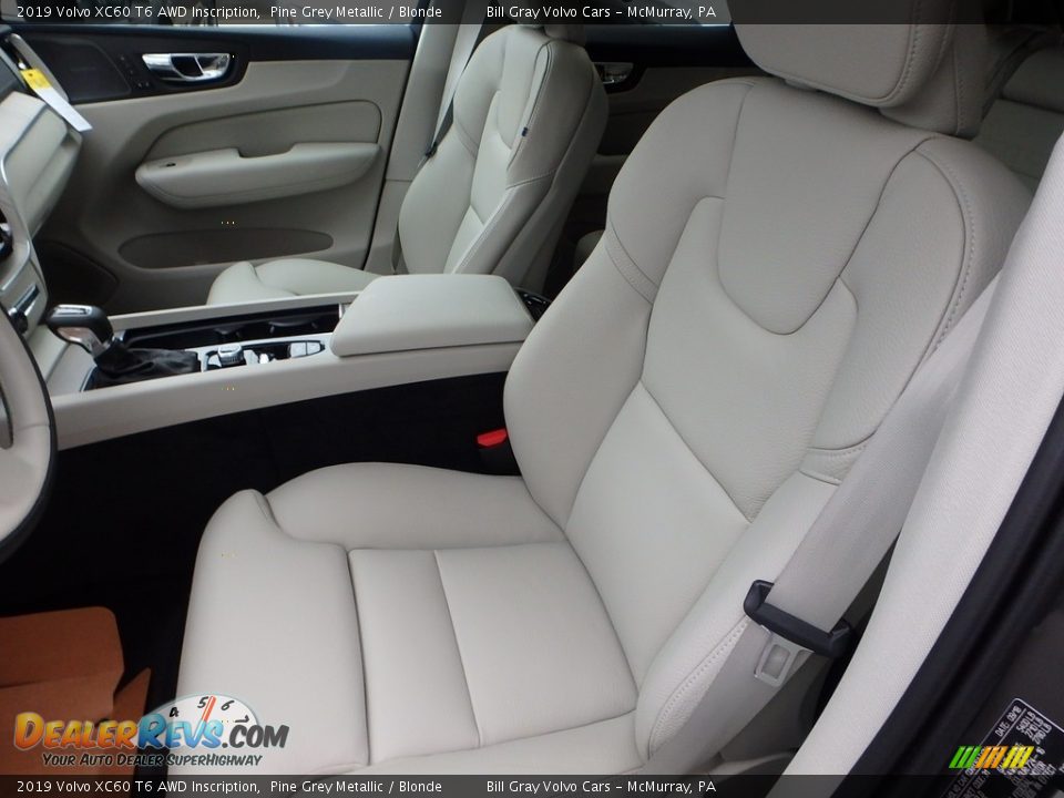 Front Seat of 2019 Volvo XC60 T6 AWD Inscription Photo #7