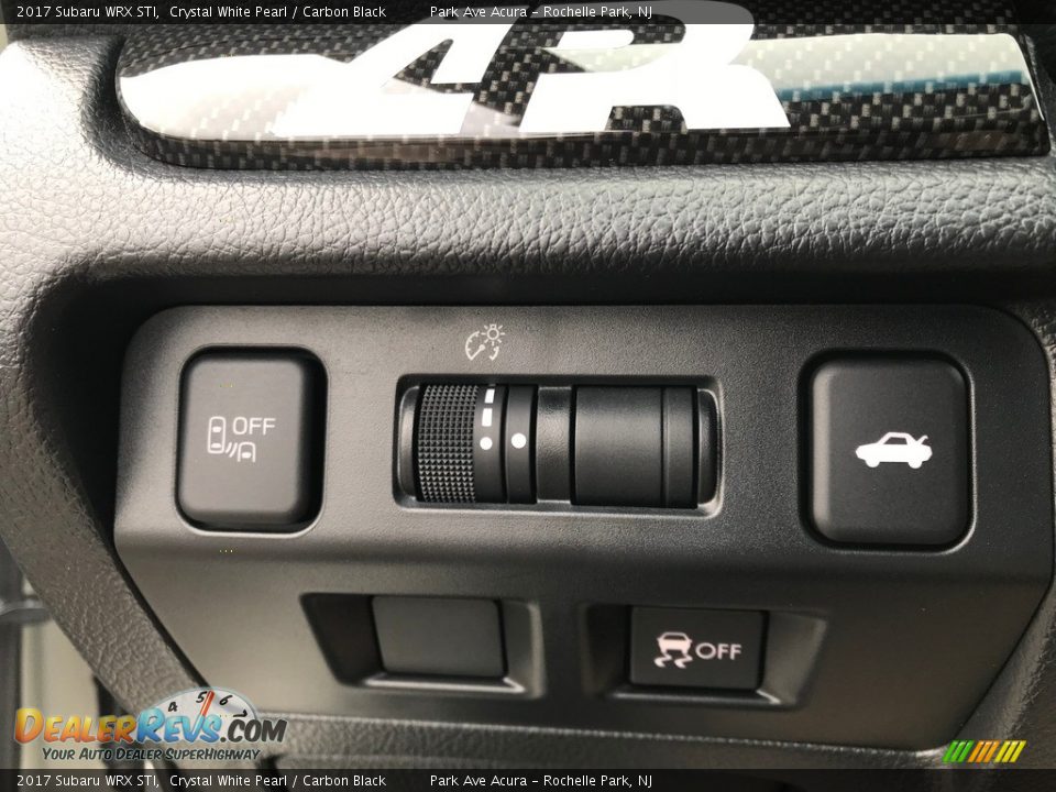 2017 Subaru WRX STI Crystal White Pearl / Carbon Black Photo #21