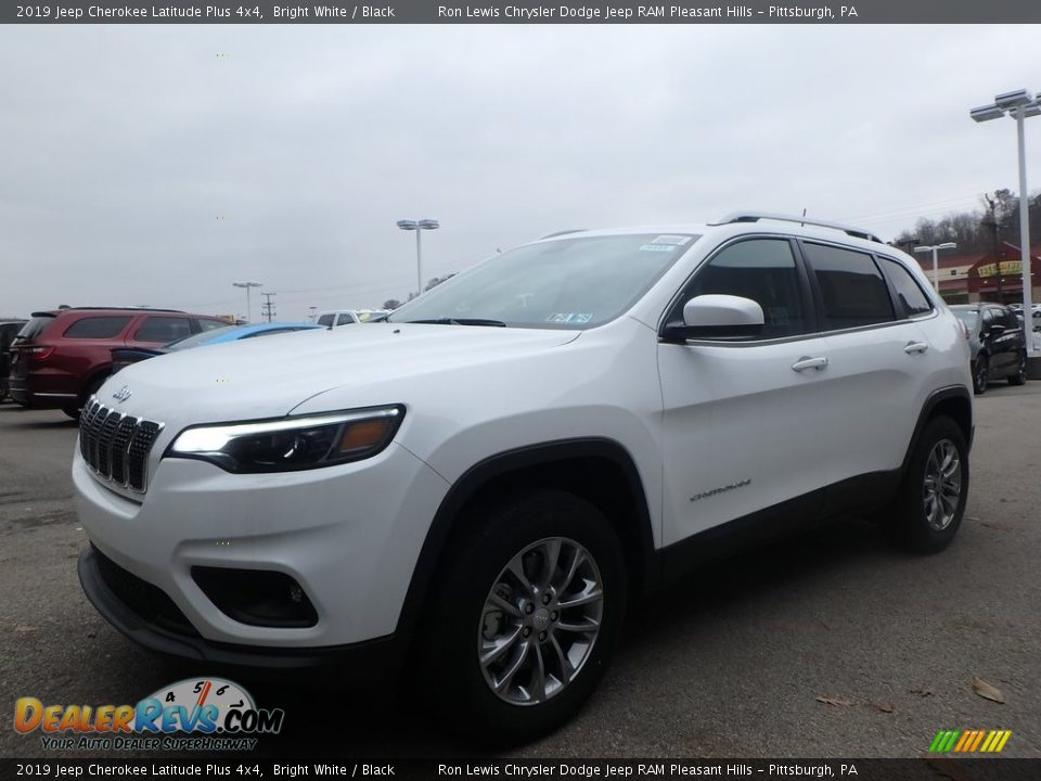 2019 Jeep Cherokee Latitude Plus 4x4 Bright White / Black Photo #1