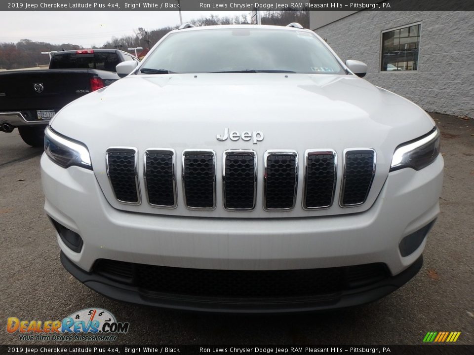 2019 Jeep Cherokee Latitude Plus 4x4 Bright White / Black Photo #8