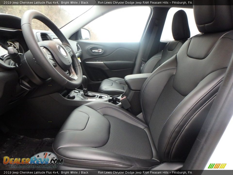 2019 Jeep Cherokee Latitude Plus 4x4 Bright White / Black Photo #10