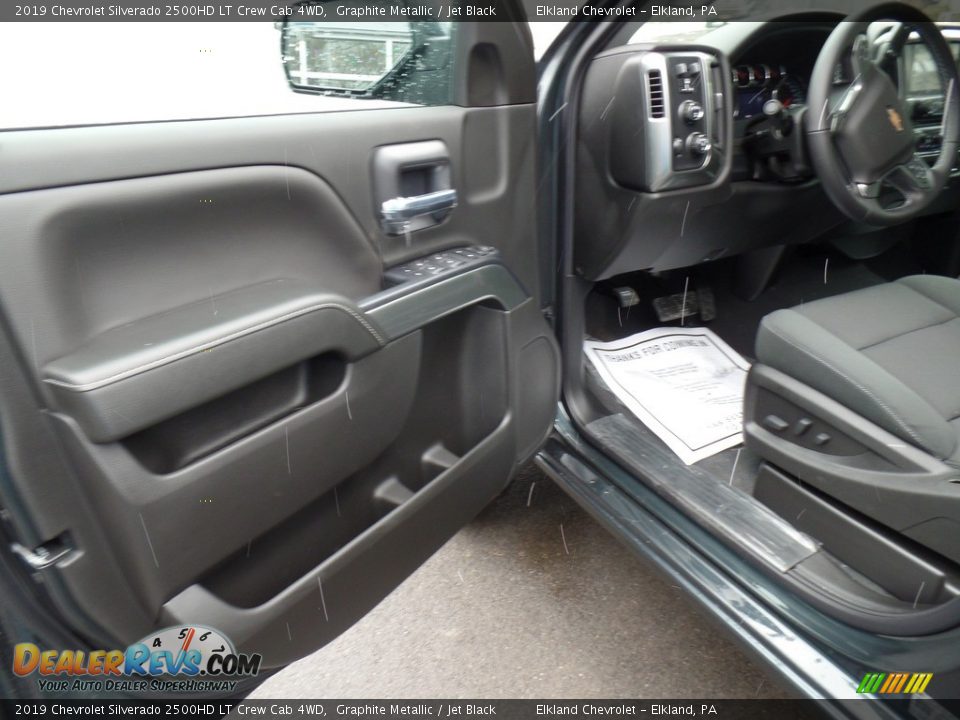 2019 Chevrolet Silverado 2500HD LT Crew Cab 4WD Graphite Metallic / Jet Black Photo #12