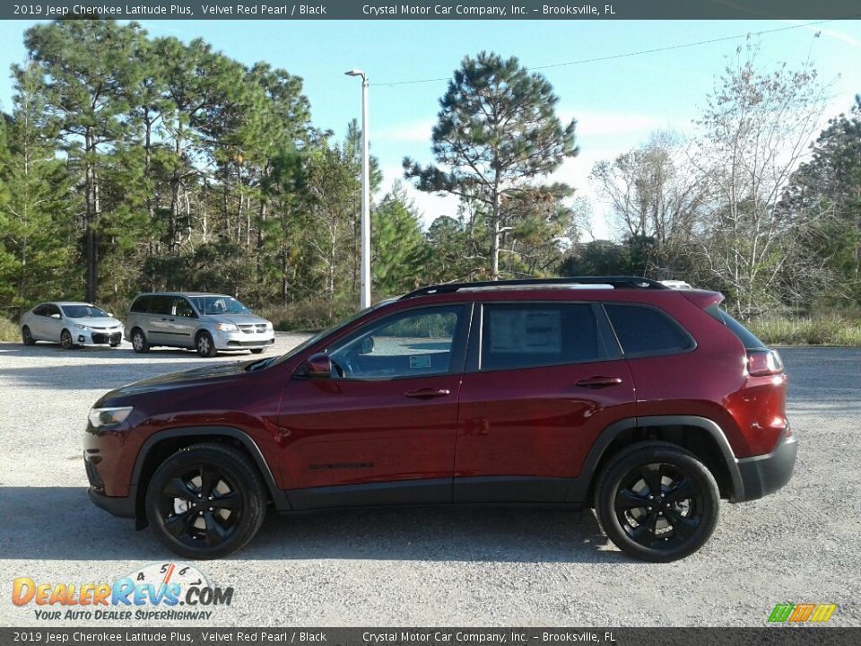 2019 Jeep Cherokee Latitude Plus Velvet Red Pearl / Black Photo #2