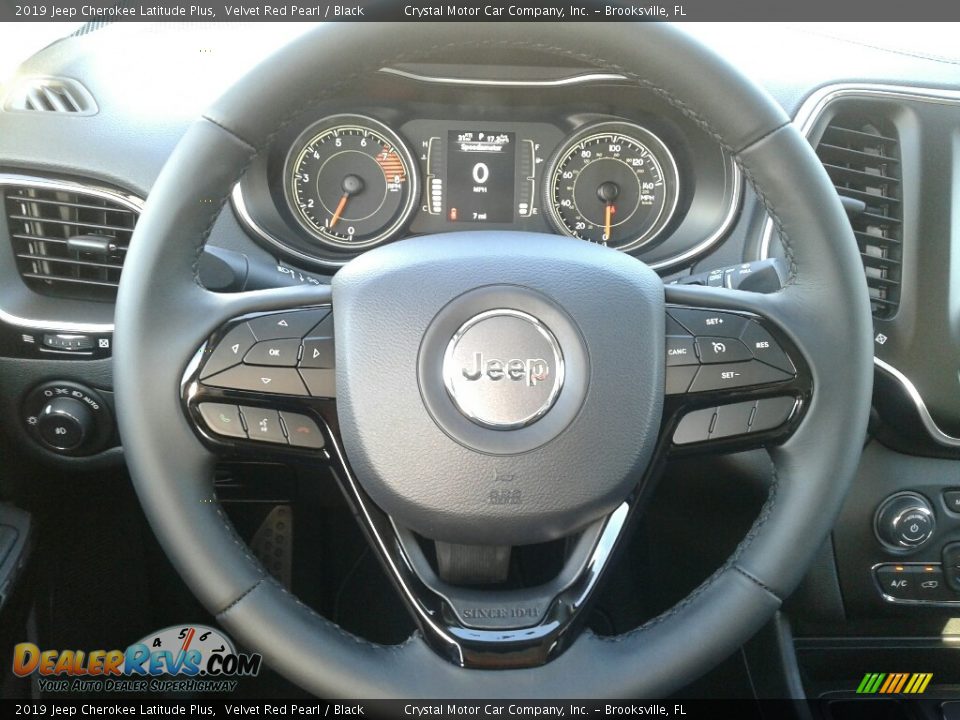 2019 Jeep Cherokee Latitude Plus Velvet Red Pearl / Black Photo #13