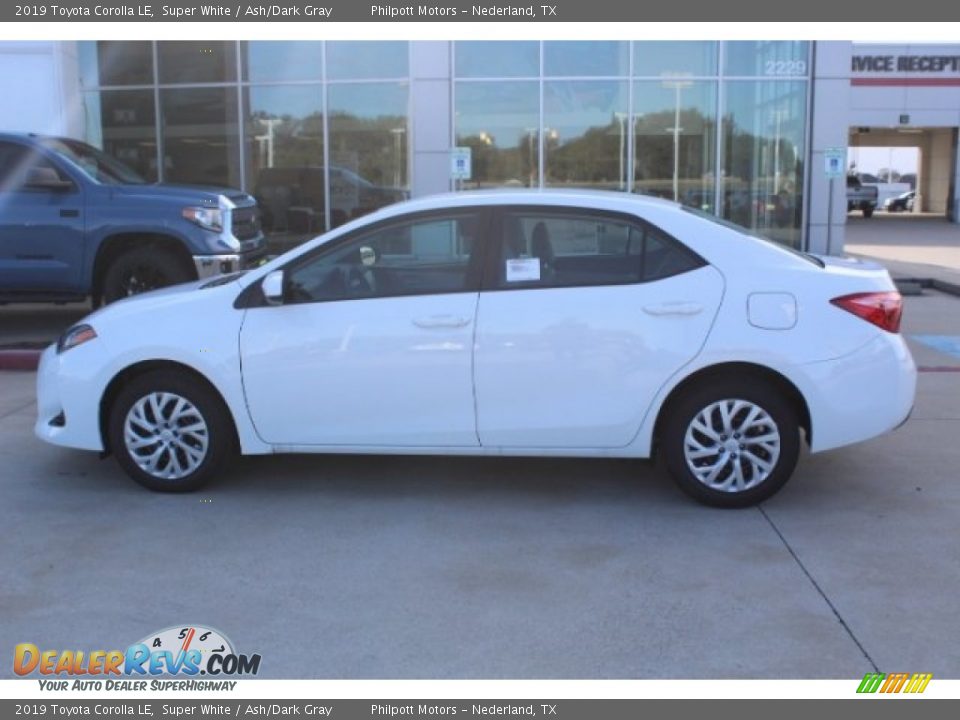 2019 Toyota Corolla LE Super White / Ash/Dark Gray Photo #6