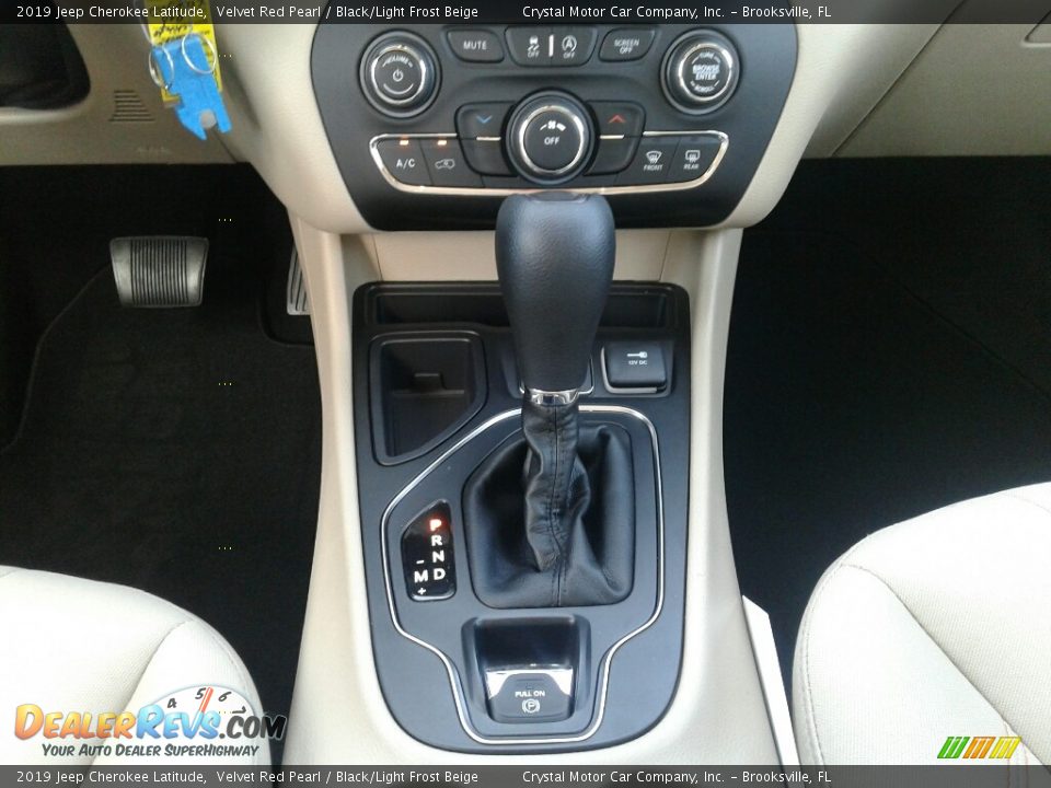 2019 Jeep Cherokee Latitude Velvet Red Pearl / Black/Light Frost Beige Photo #16