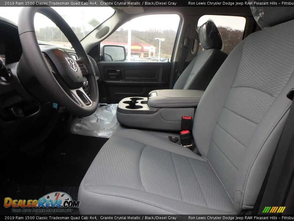 2019 Ram 1500 Classic Tradesman Quad Cab 4x4 Granite Crystal Metallic / Black/Diesel Gray Photo #10