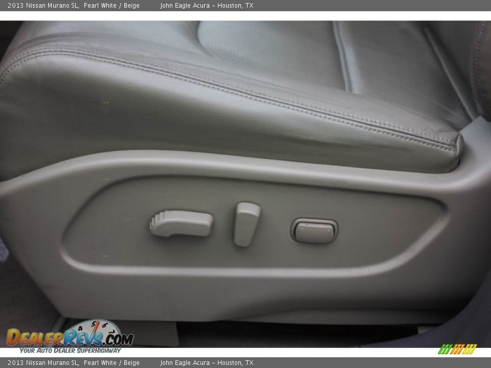 2013 Nissan Murano SL Pearl White / Beige Photo #16