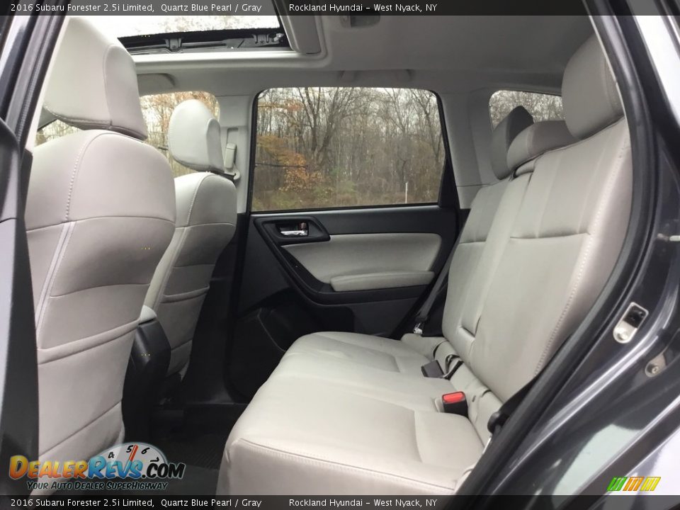 2016 Subaru Forester 2.5i Limited Quartz Blue Pearl / Gray Photo #25