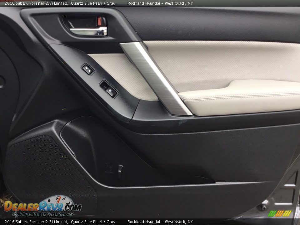 2016 Subaru Forester 2.5i Limited Quartz Blue Pearl / Gray Photo #27