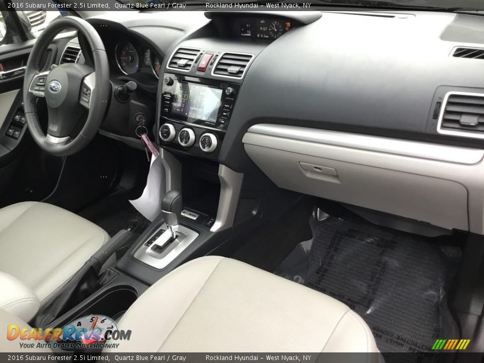 2016 Subaru Forester 2.5i Limited Quartz Blue Pearl / Gray Photo #28