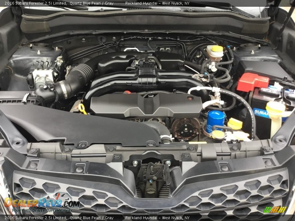 2016 Subaru Forester 2.5i Limited Quartz Blue Pearl / Gray Photo #31