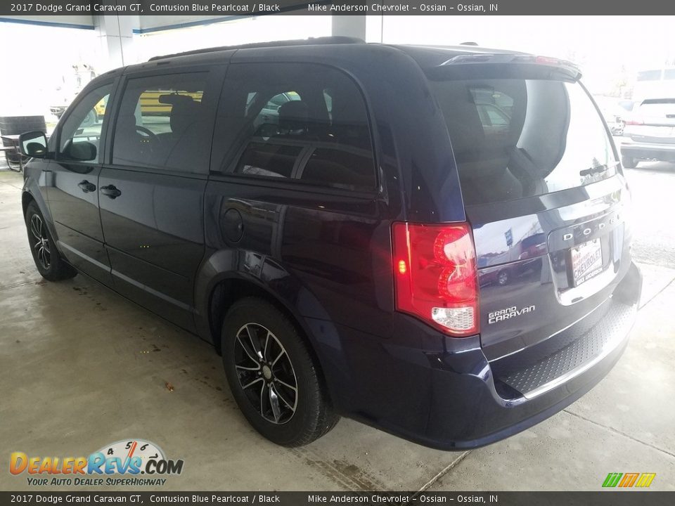 2017 Dodge Grand Caravan GT Contusion Blue Pearlcoat / Black Photo #17