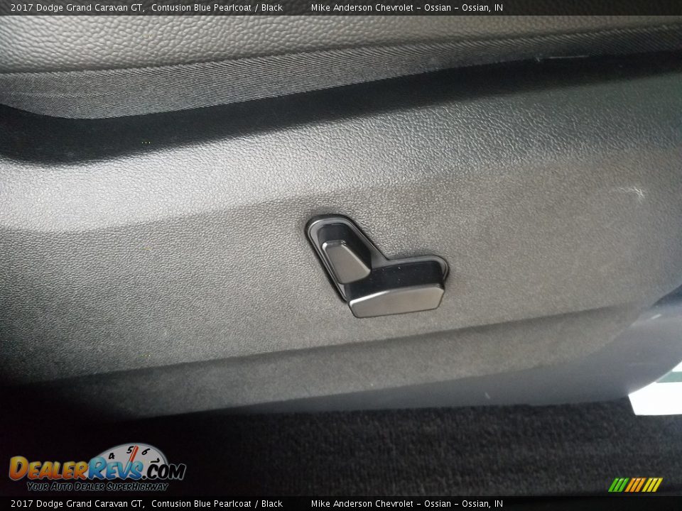 2017 Dodge Grand Caravan GT Contusion Blue Pearlcoat / Black Photo #26
