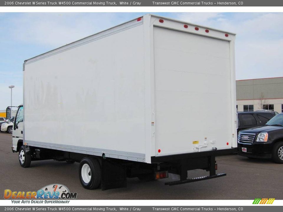 2006 Chevrolet W Series Truck W4500 Commercial Moving Truck White / Gray Photo #5
