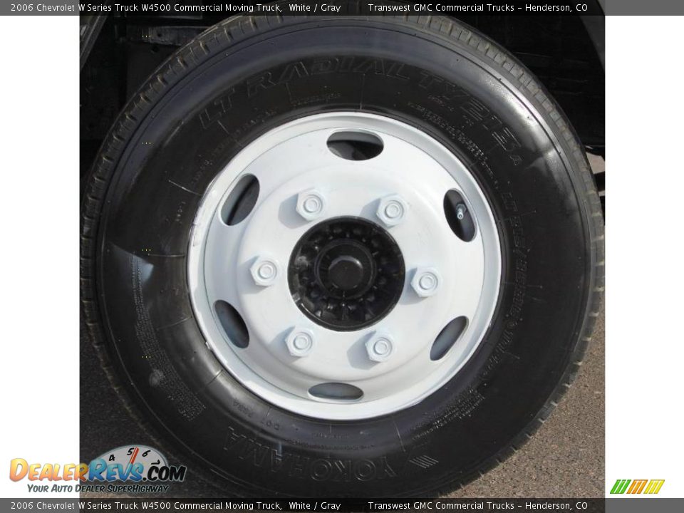 2006 Chevrolet W Series Truck W4500 Commercial Moving Truck White / Gray Photo #14