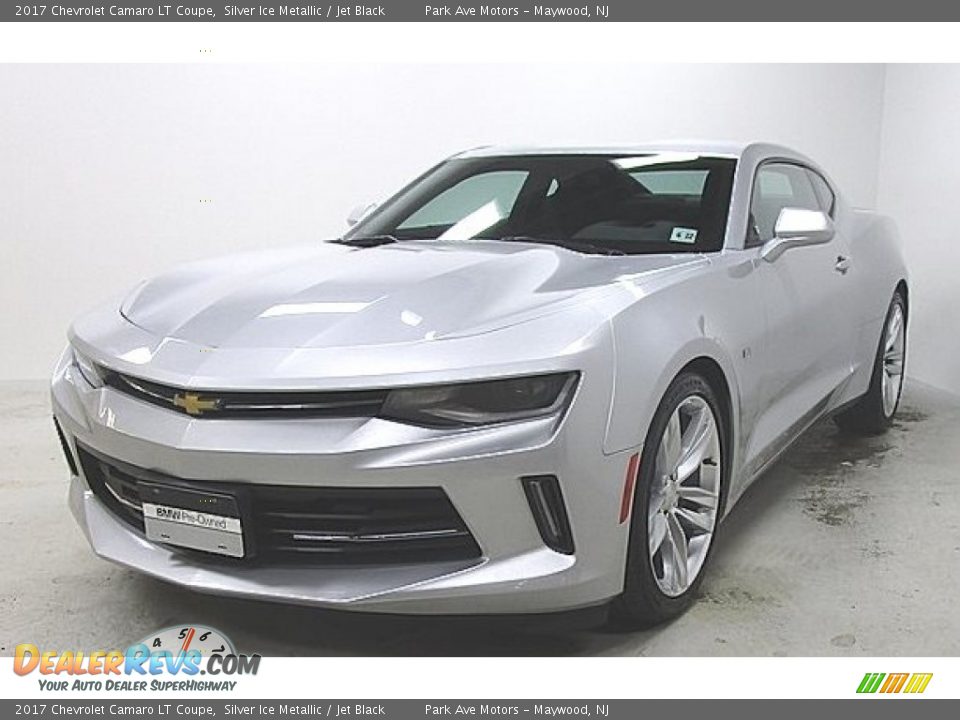 2017 Chevrolet Camaro LT Coupe Silver Ice Metallic / Jet Black Photo #1