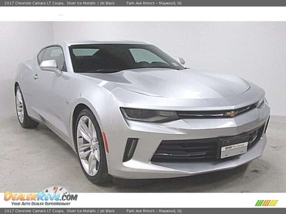 2017 Chevrolet Camaro LT Coupe Silver Ice Metallic / Jet Black Photo #5