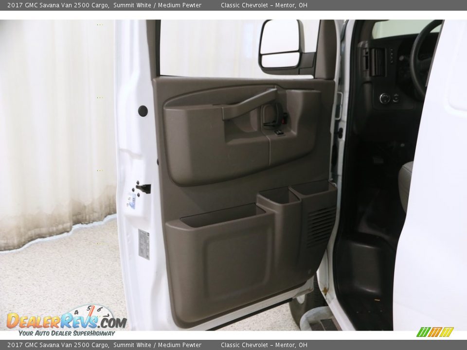 2017 GMC Savana Van 2500 Cargo Summit White / Medium Pewter Photo #4
