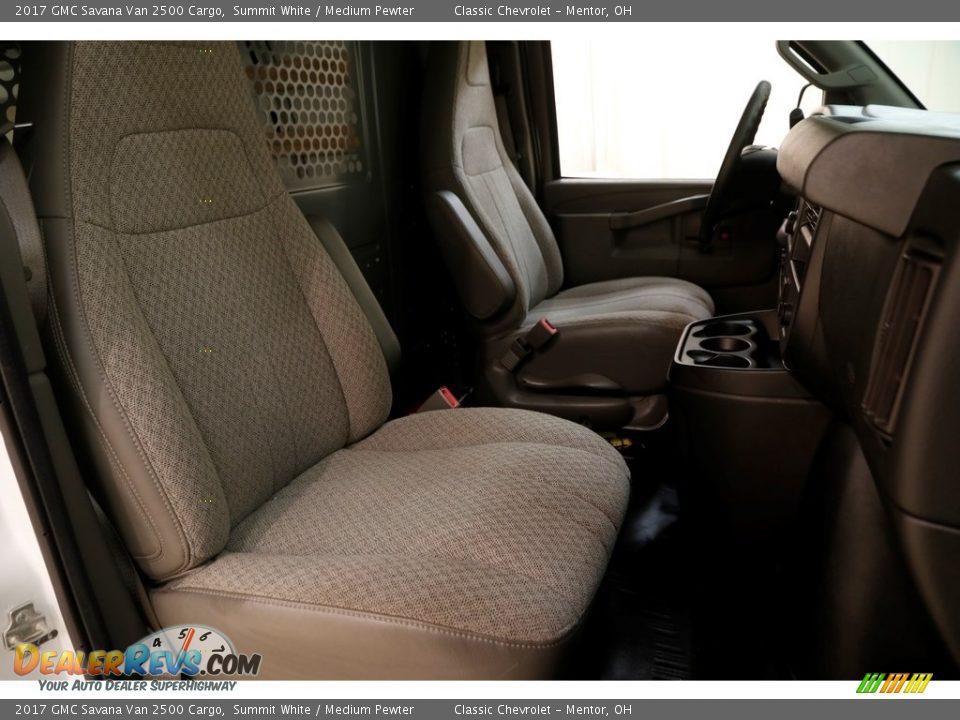 2017 GMC Savana Van 2500 Cargo Summit White / Medium Pewter Photo #11