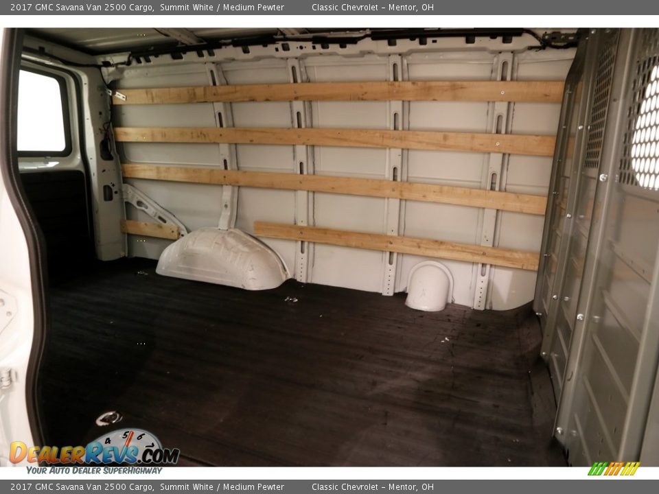 2017 GMC Savana Van 2500 Cargo Summit White / Medium Pewter Photo #13