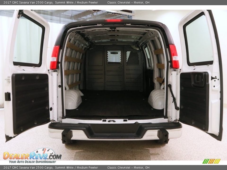 2017 GMC Savana Van 2500 Cargo Summit White / Medium Pewter Photo #15